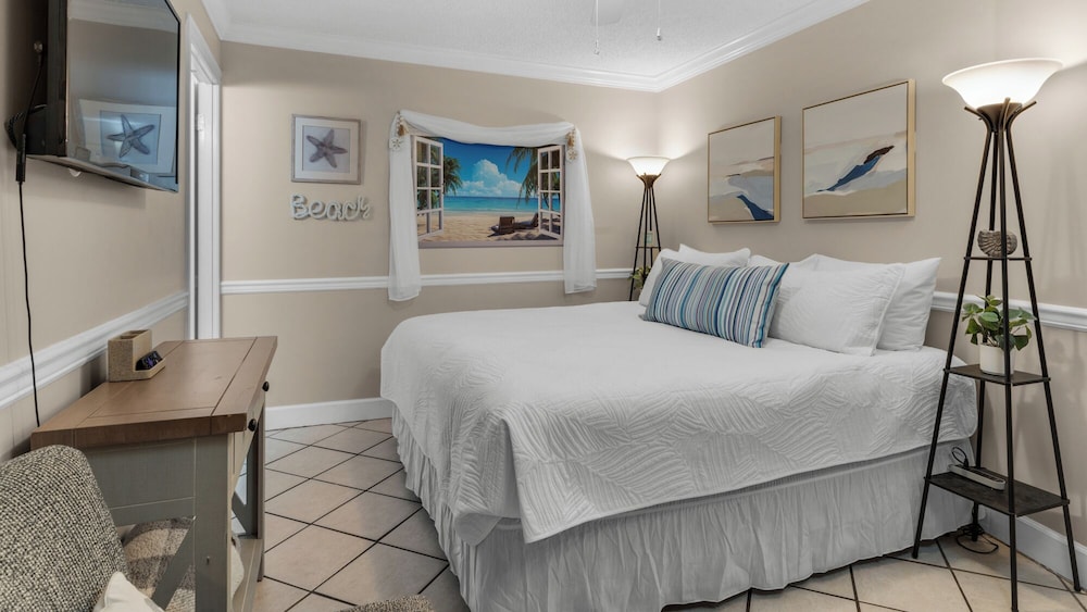 Condo, Multiple Beds, Balcony, Ocean View (Moondrifter 405 - No Pets Allowed)