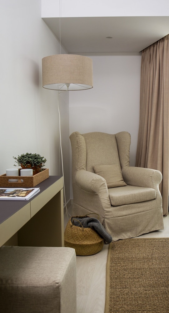Double Room, Land view - Photo 3