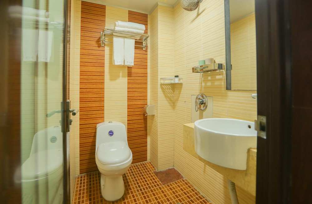 Premium Double Room With Round Bed photo 3