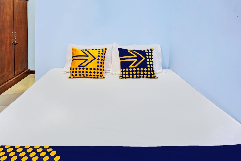 Economy Double Room photo 2
