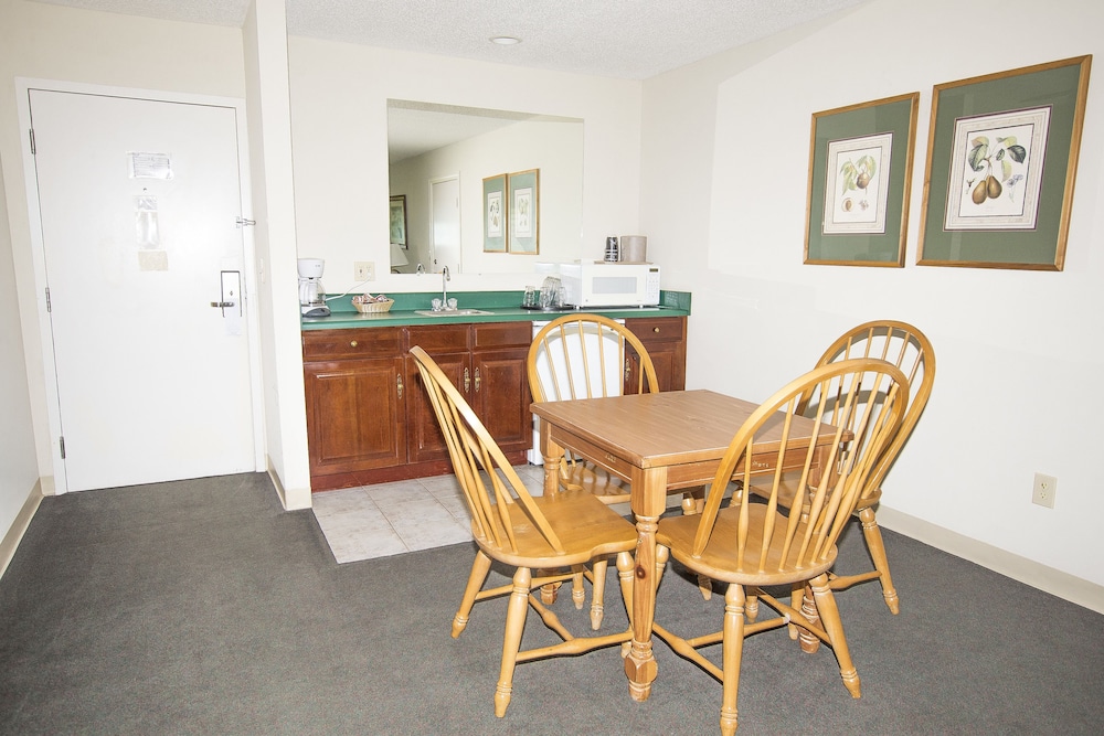 King Suite with Parlor photo 2