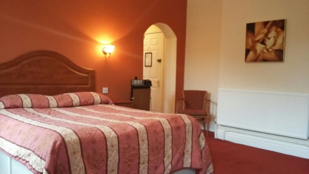 Standard Double Room, Ensuite - Photo 3