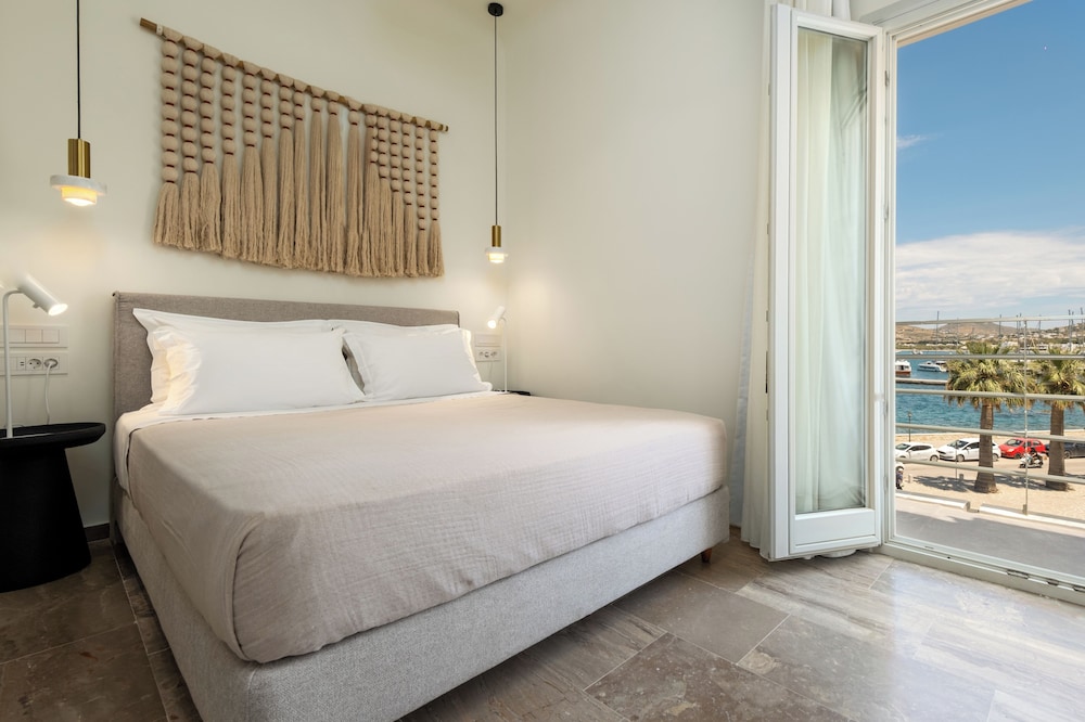 Deluxe Double or Twin Room, Balcony, Sea Facing