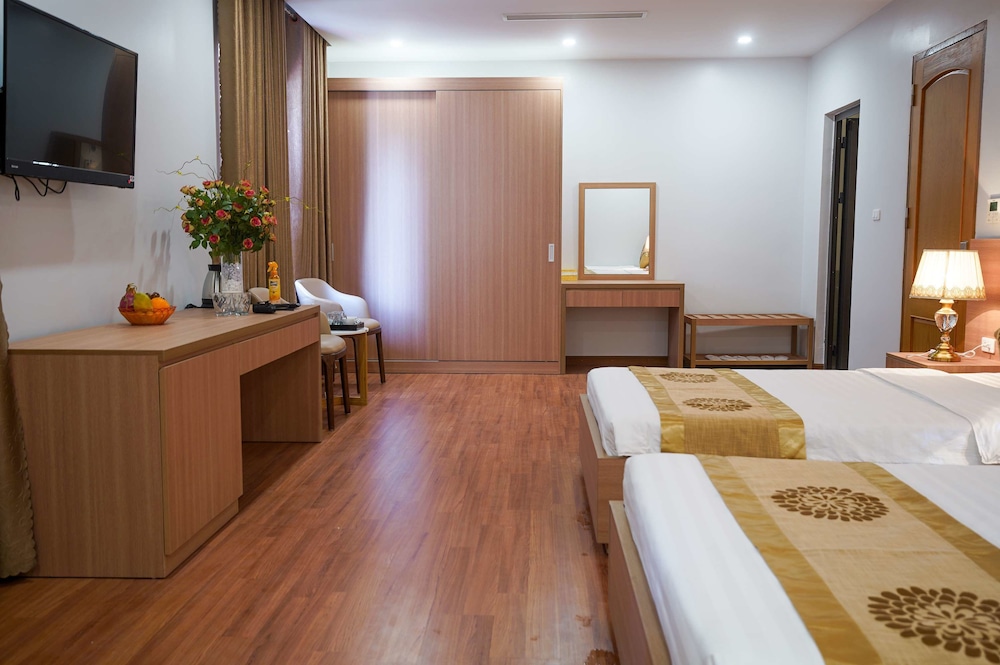 Deluxe Triple Room photo 2