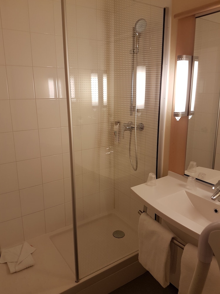 Standard Room, 1 Double Bed - Photo 2