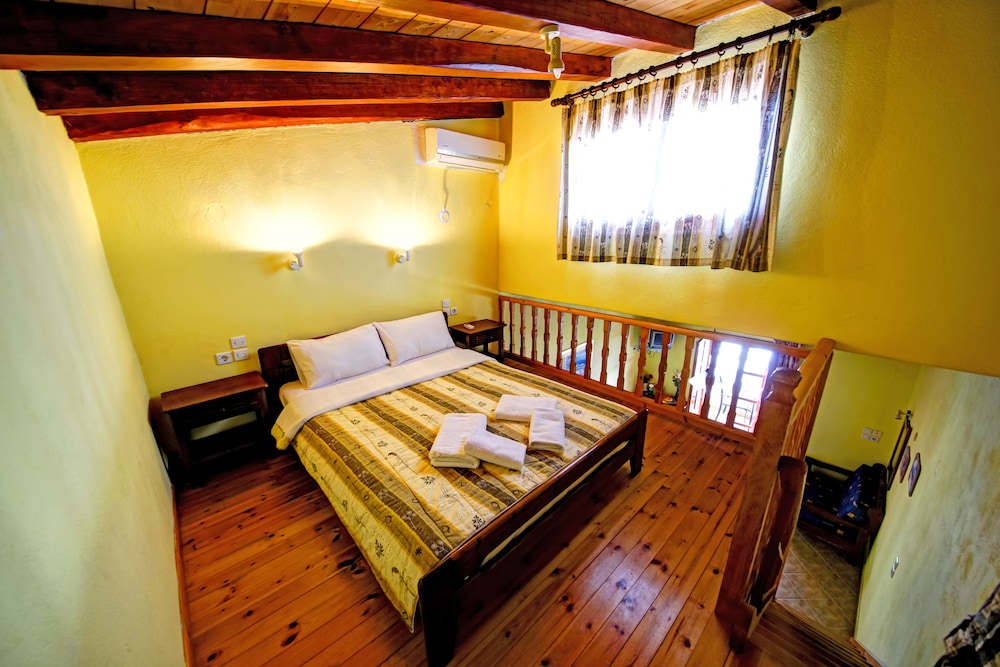 Quadruple Room photo 1