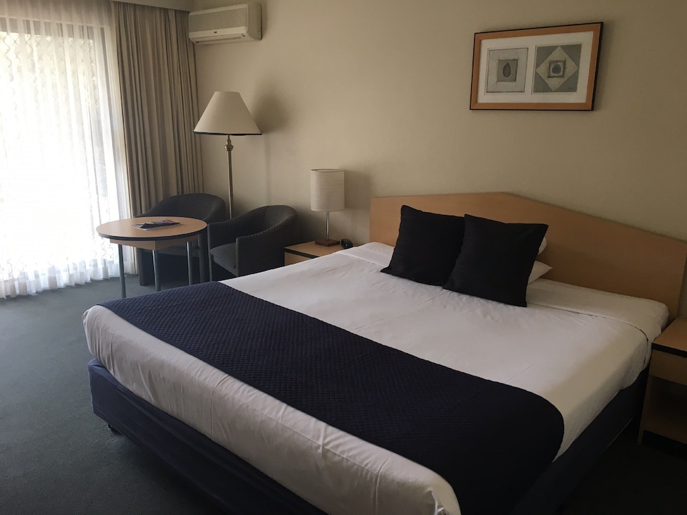 Deluxe Room with Breakfast photo 1