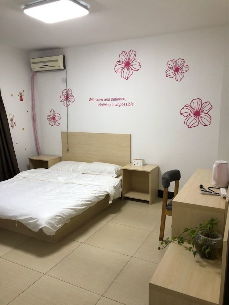 Economy Room photo 1
