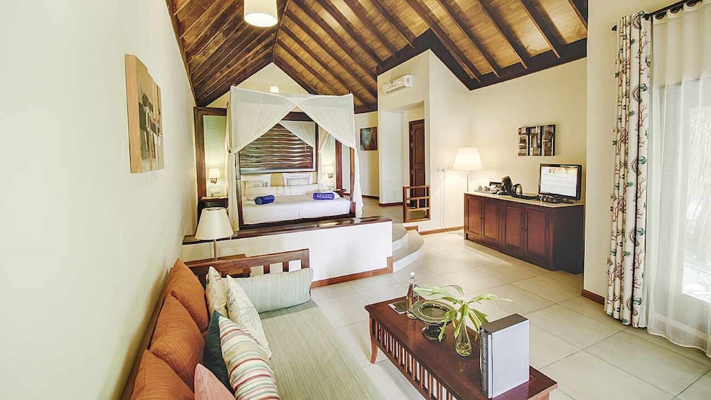 Classic Villa, Sea View (Beach)