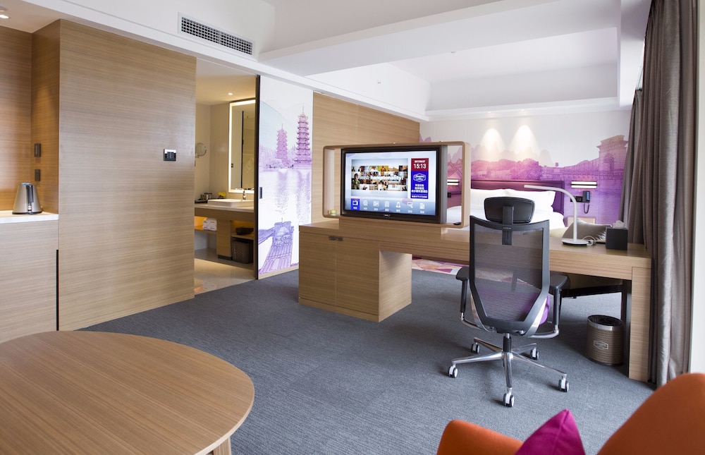 Suite photo 1