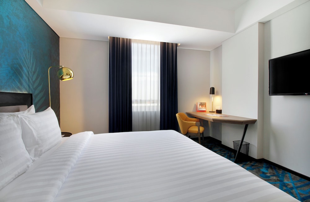 Deluxe Double Room, Smoking photo 2