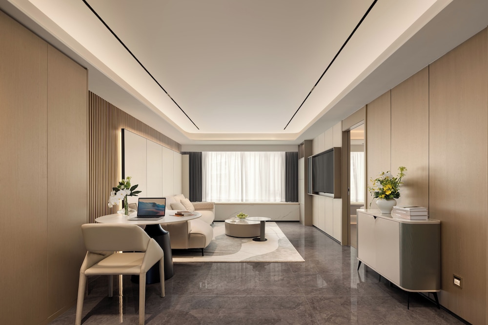 Executive Apartment, City View