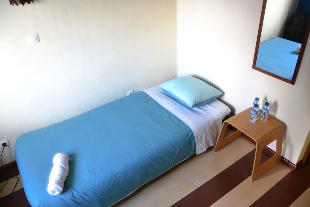 Double or Twin Room - Photo 2