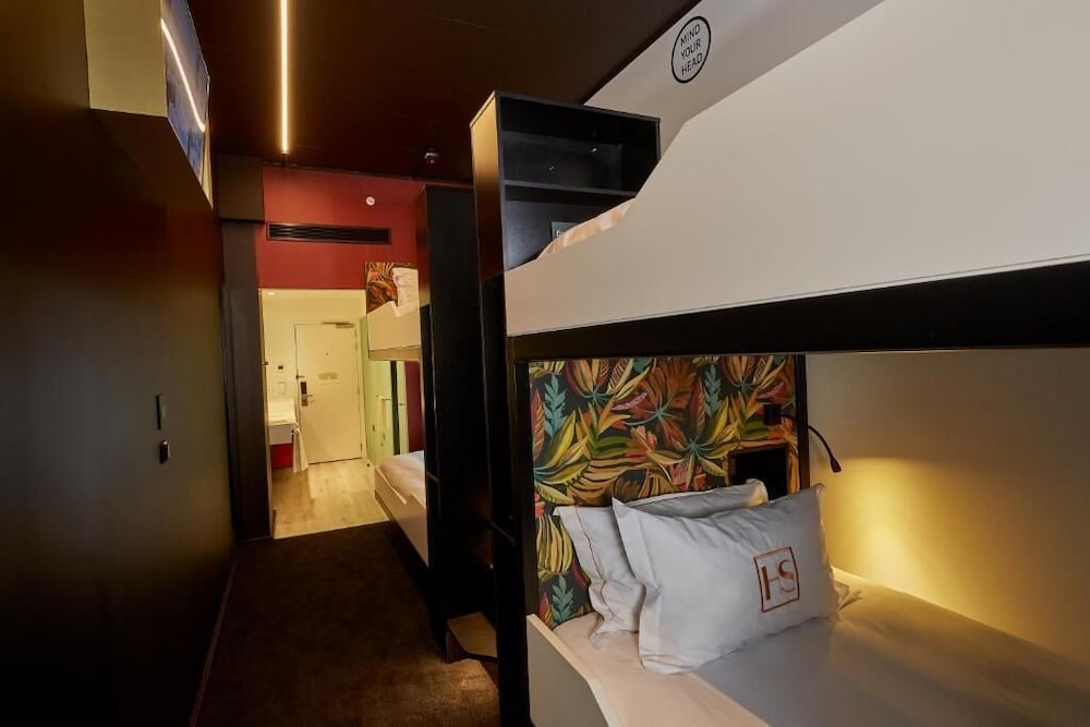 Bunk Room - Photo 4