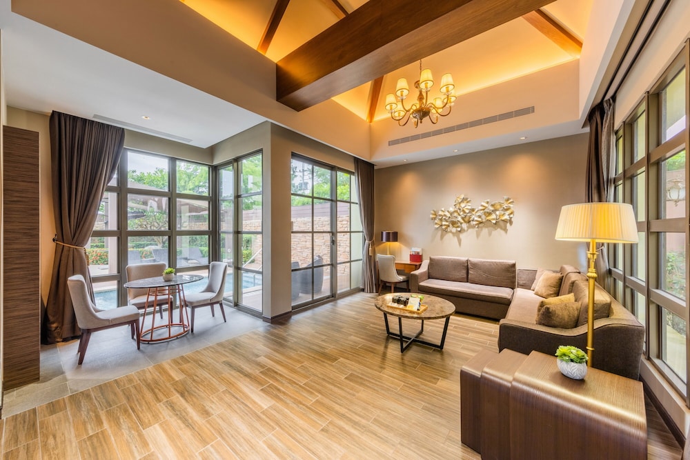 Superior Villa