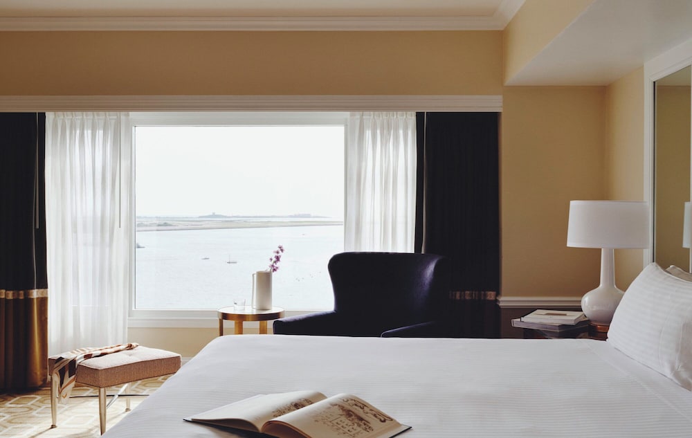Superior Room, 1 King Bed - Photo 4