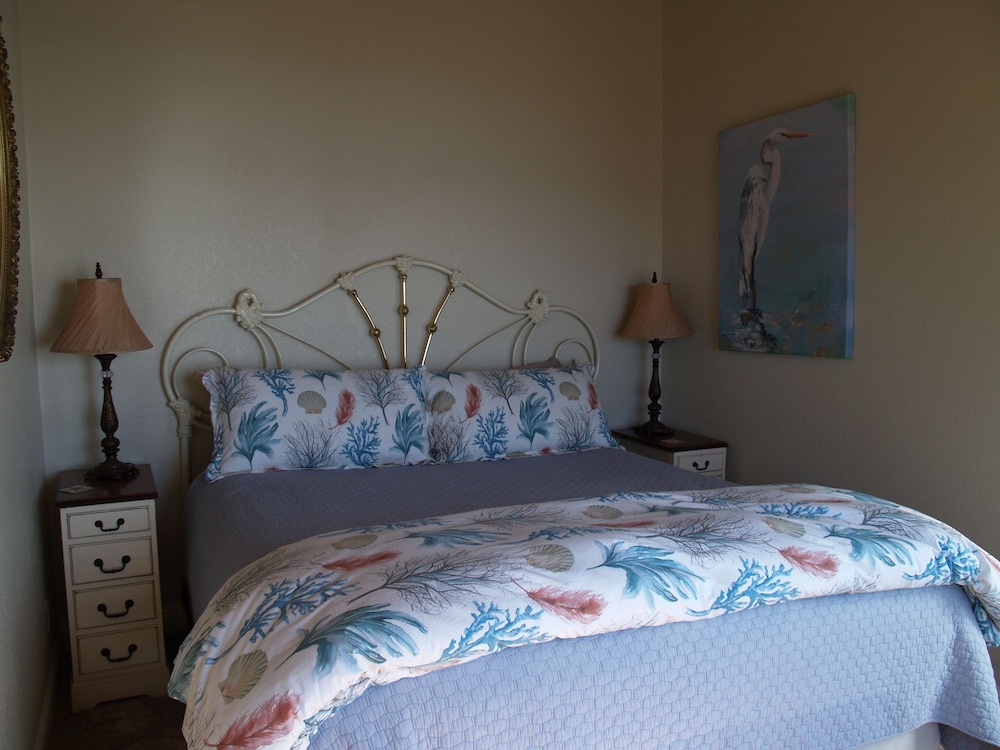 House, Private Bathroom, Ocean View (Beach Bungalow) photo 1