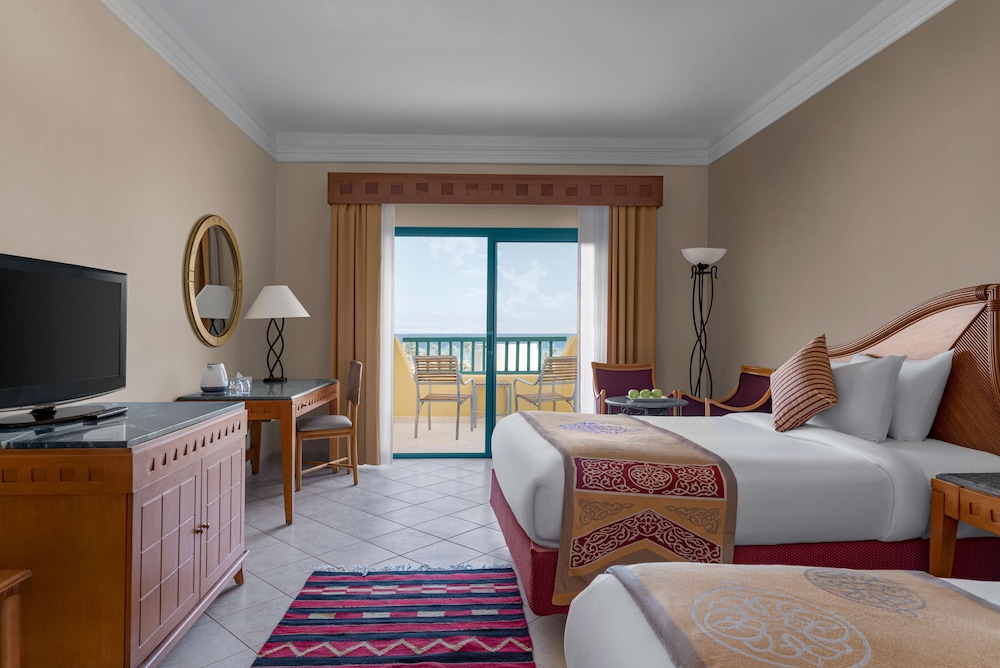 Sea View Room Twin bed photo 3