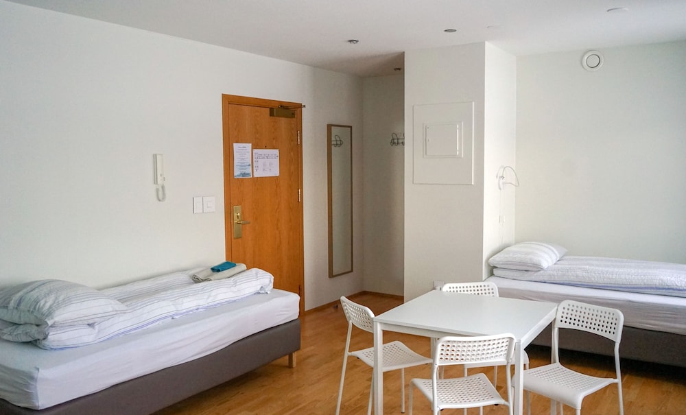 Bed in Shared Dormitory, Women only photo 2