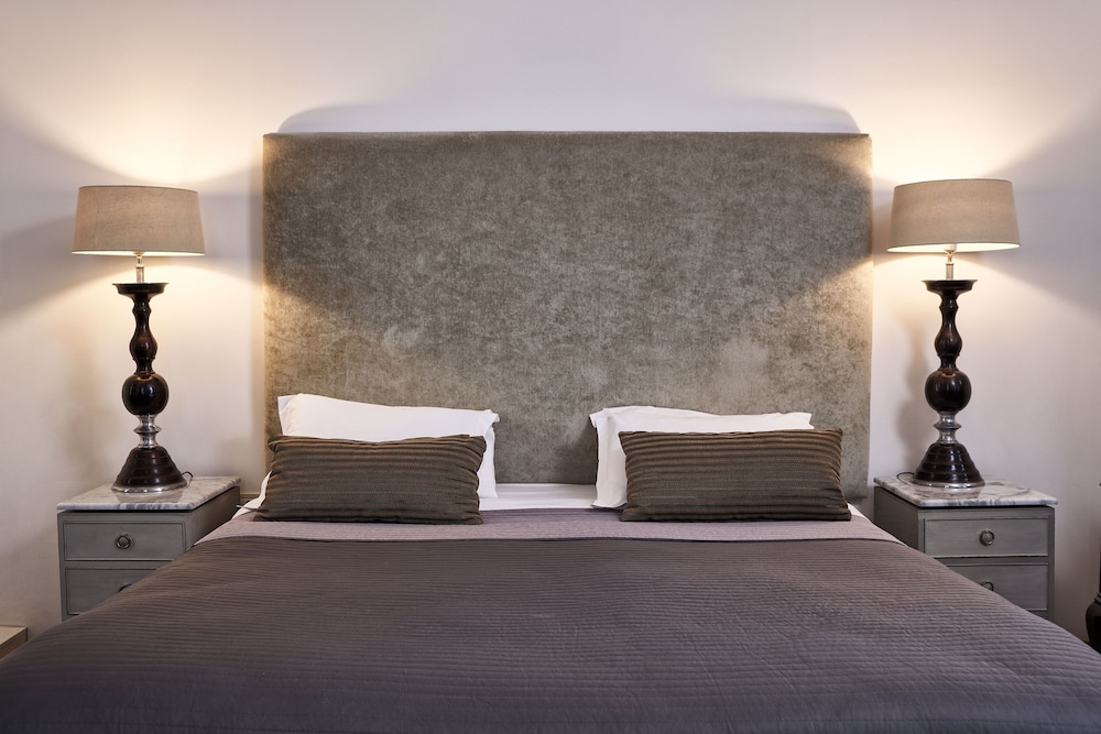 Superior Triple Room, City View