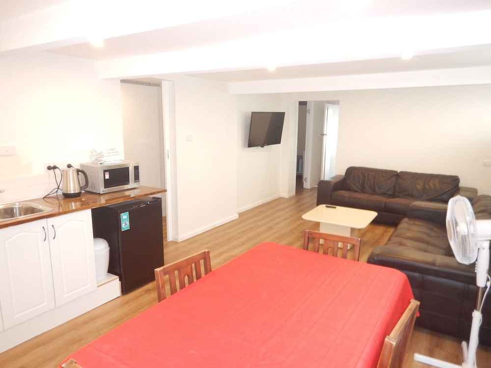 Cedar Lookout: 5-Bedroom Home (including 1 Tri-Bunk) photo 3