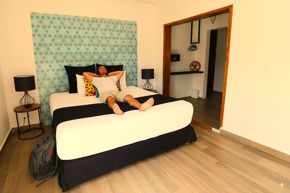 Premium Room, 1 King Bed, Garden View photo 1
