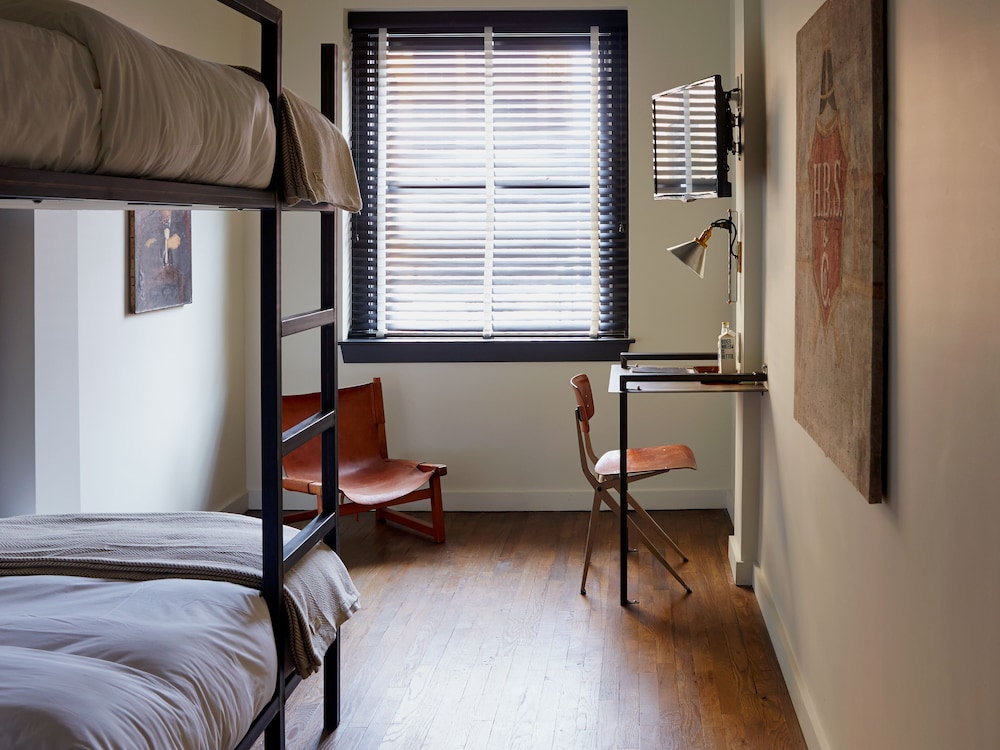Two Bunk Beds (The Kin Room) photo 1