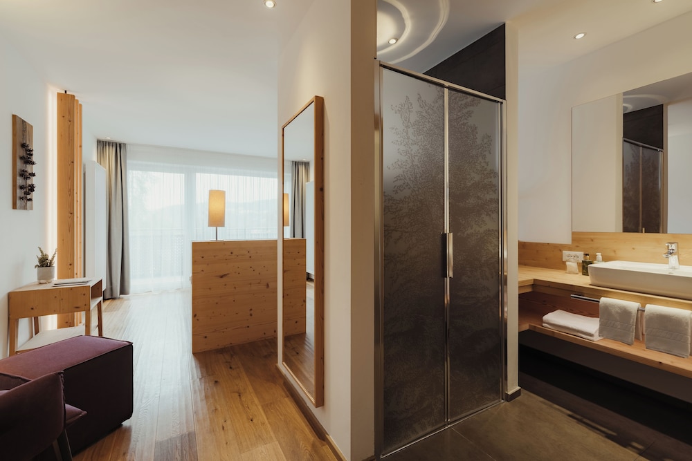 Double or Twin Room photo 3