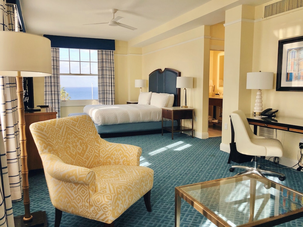 Superior Room, 1 King Bed with Sofa bed, Ocean View - Photo 4