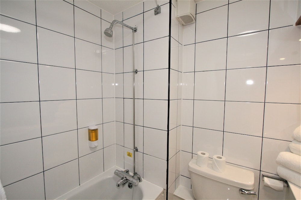 Double Room - Photo 13