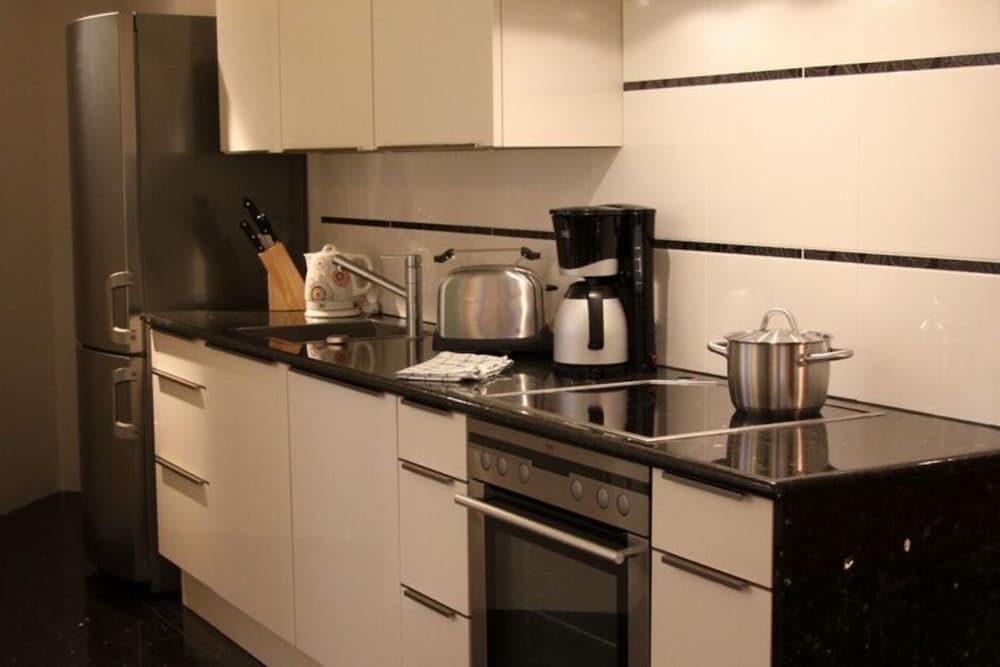 Apartment photo 2