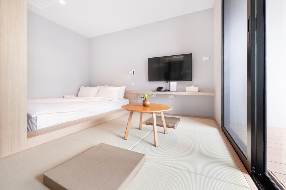 Basic Studio Suite photo 2
