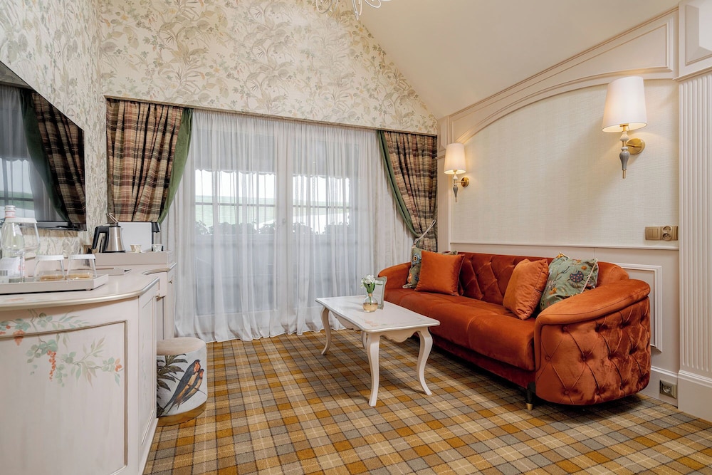 Family Suite - Photo 8