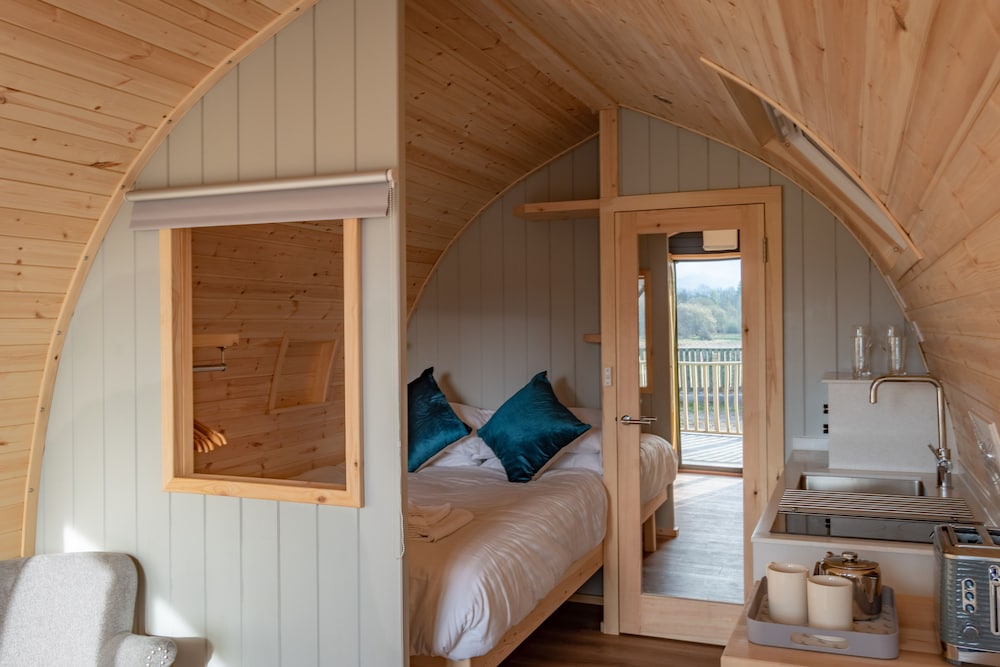 Superior Cabin, 1 Double Bed, Ensuite, Mountain View photo 1