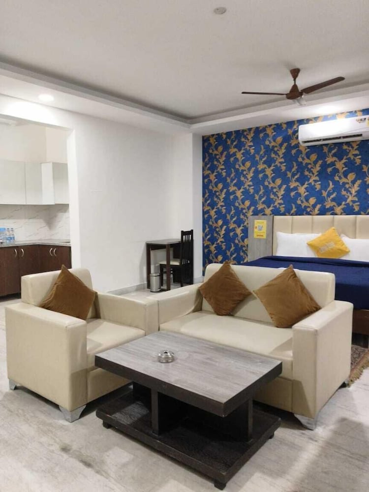 Luxury Studio Suite