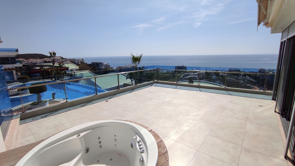 Exclusive Apartment, 2 Bedrooms, Non Smoking, Sea View photo 1