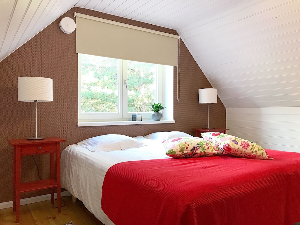 House, 3 Bedrooms, Accessible photo 3