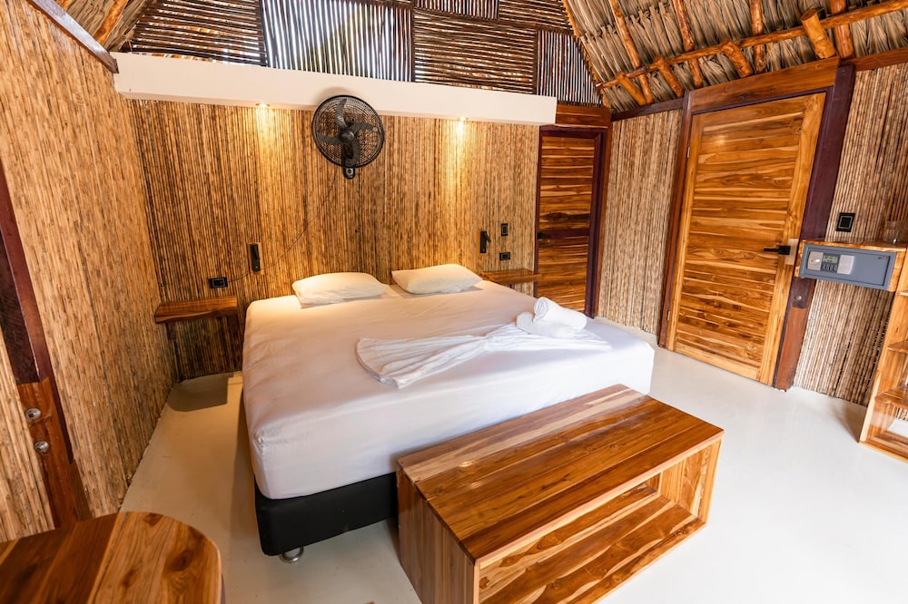 Luxury Double Room, Air conditioning, Beach View