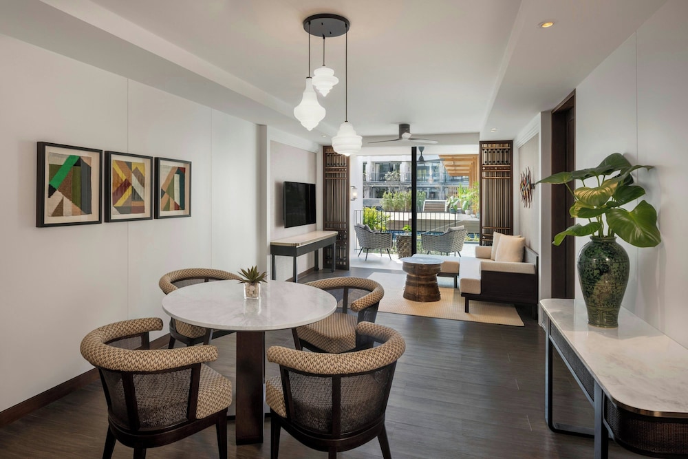 Room, 2 Bedrooms