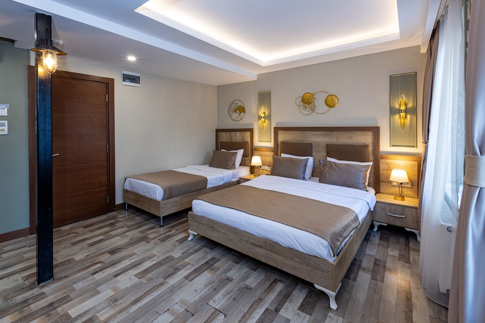 Deluxe Quadruple Room photo 1