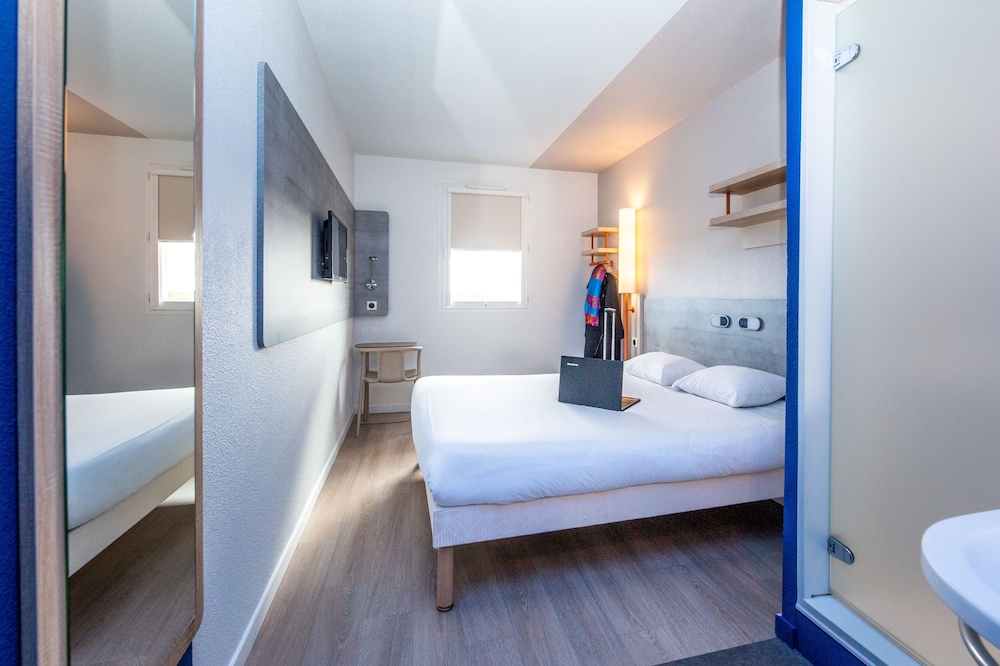Double Room - Photo 4