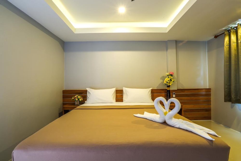 Standard Double Room with Fan photo 2