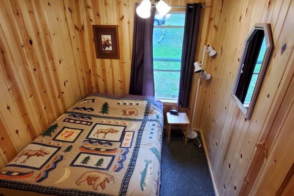 Whitetail Cabin-Spacious 3 Bedroom Whitetail Cabin in Voyageurs National Park photo 3