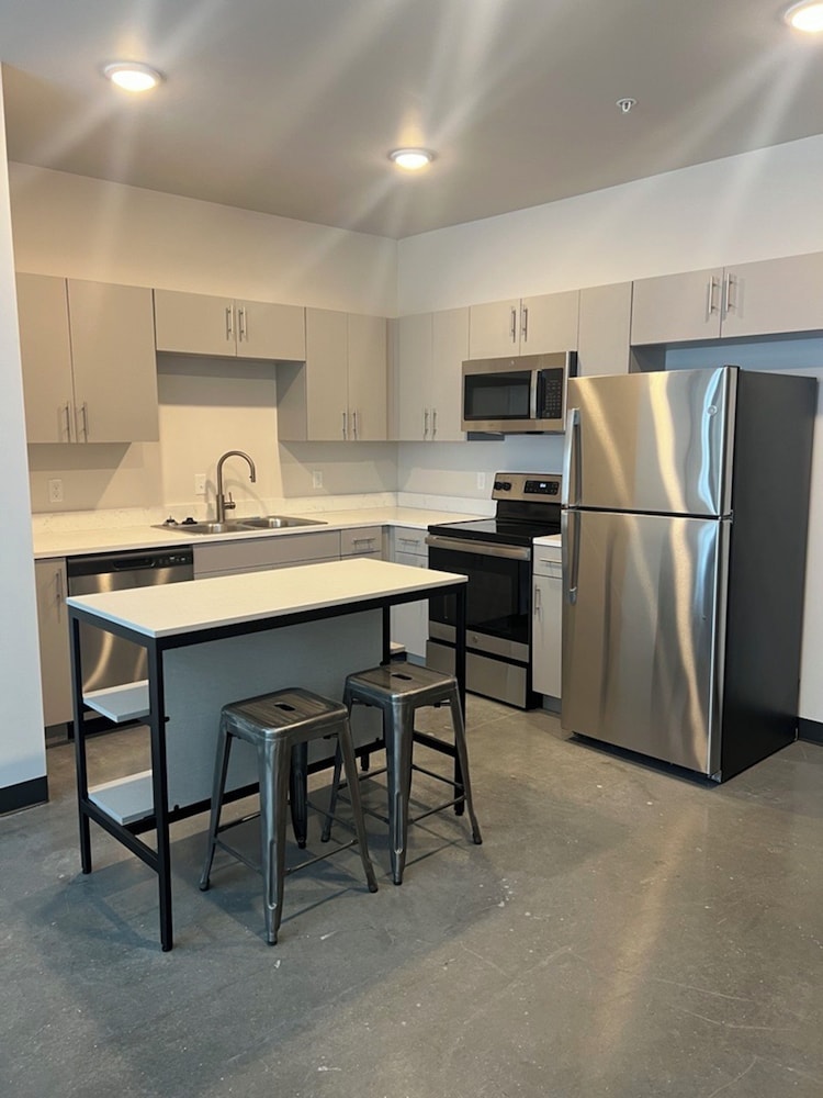 Family Condo, 2 Bedrooms, 2 Bathrooms, City View photo 2