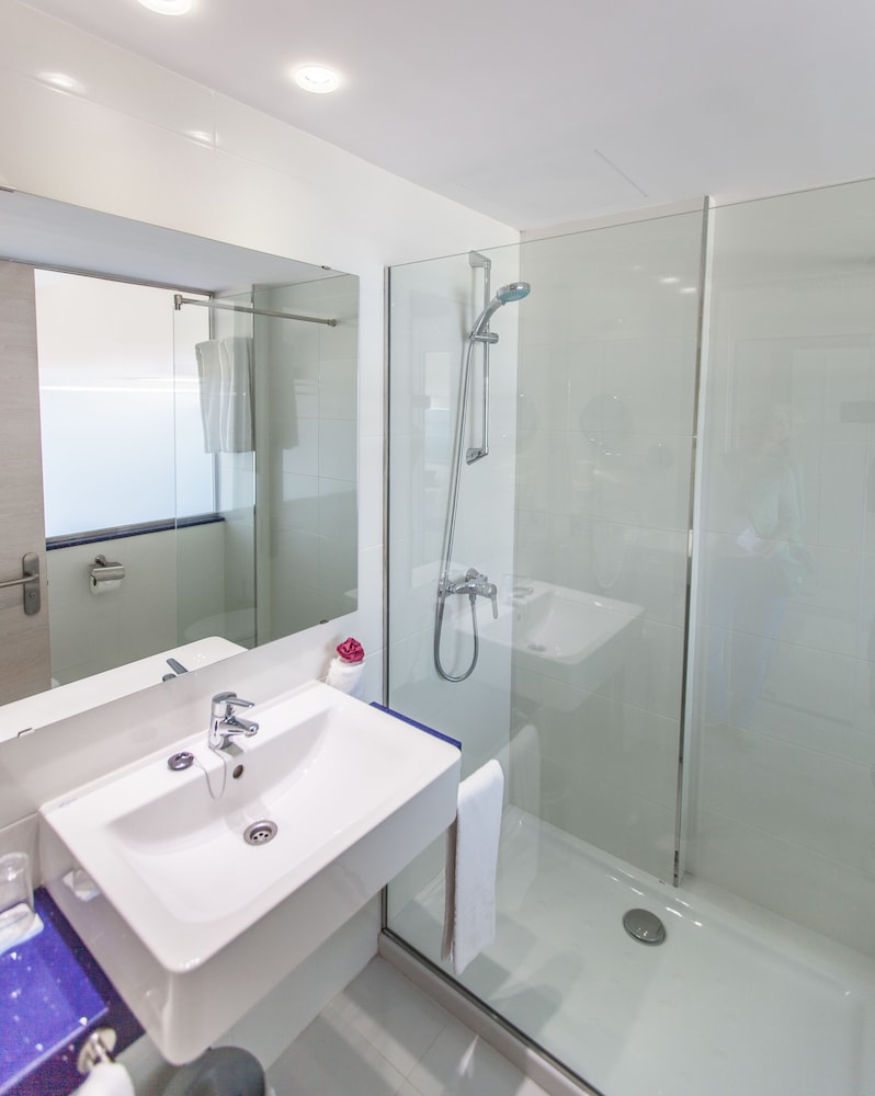 Double Room, Balcony, Pool View - Photo 2