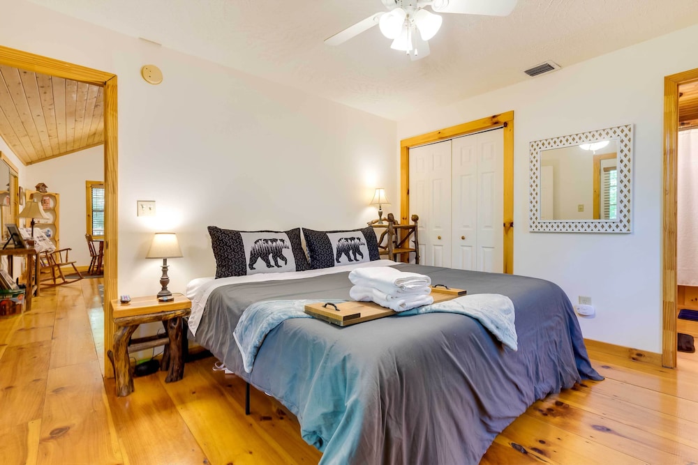 House (2 Bedrooms) photo 3