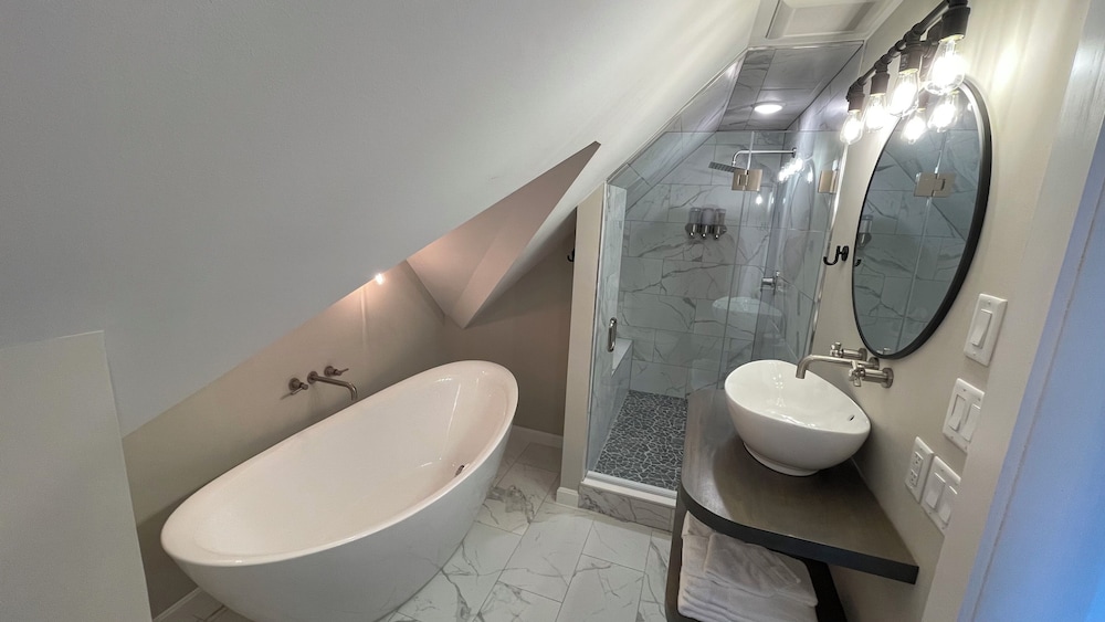 Premium Studio Suite photo 3