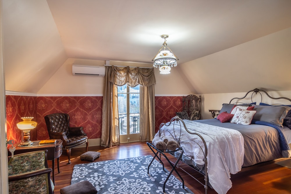 Traditional Room, 1 Double Bed, Terrace, City View photo 1