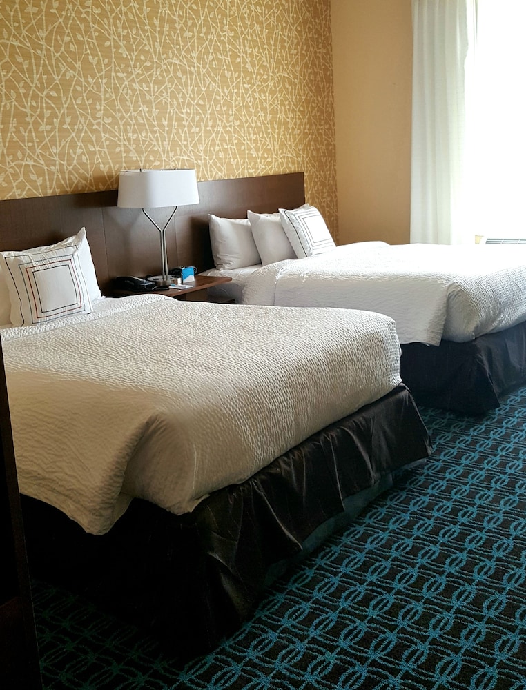 Room, 2 Queen Beds (Mobility/Hearing Accessible, Tub)