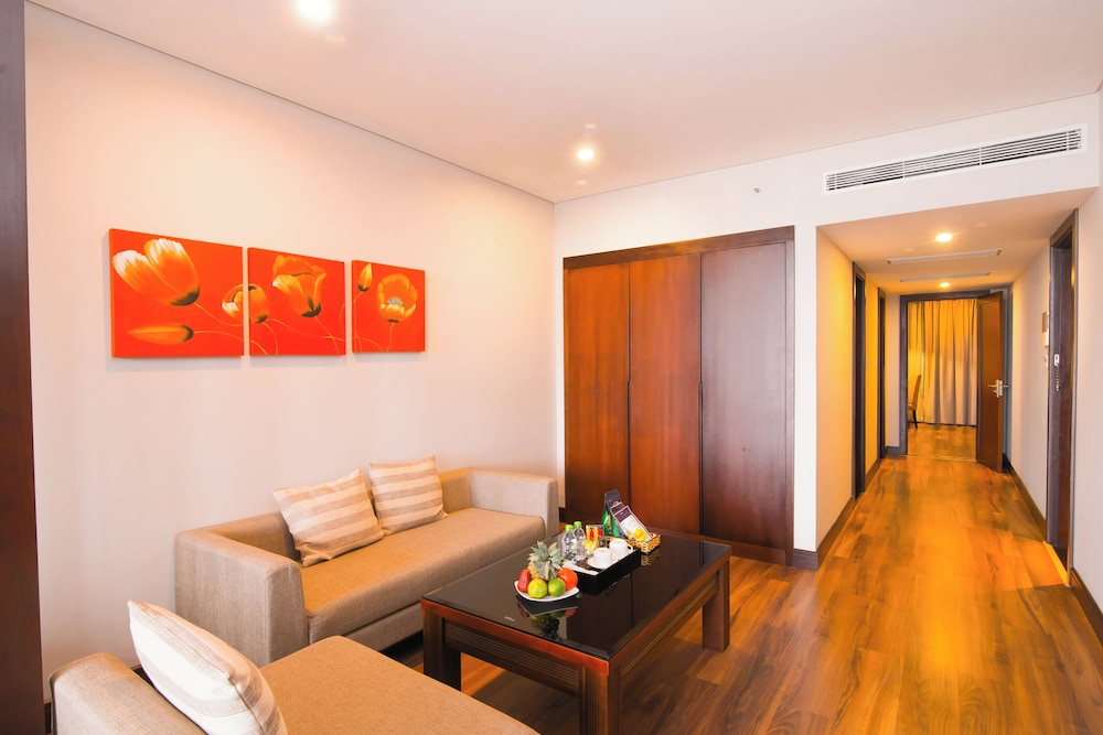 Suite Double Room photo 3